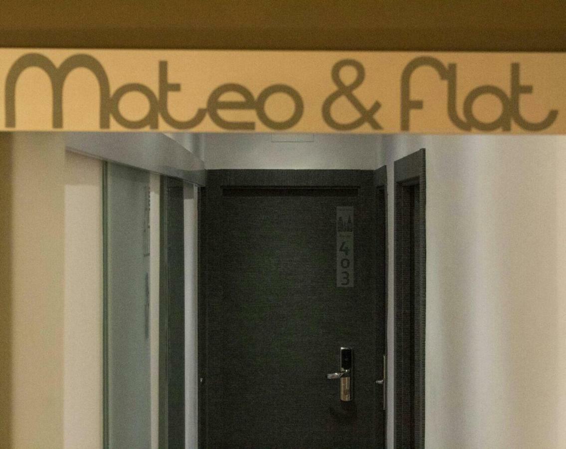 Mateo & Flat Granada